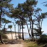 Prázdninový dům 4 Pers. Avec Piscine Commune Proche *