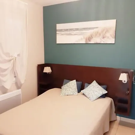 Hébergement de vacances 4 Pers. Avec Piscine Commune Proche