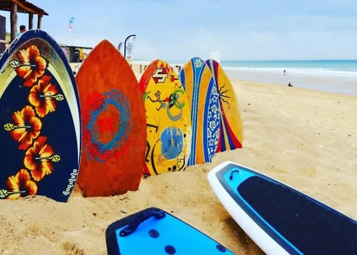 4 Pers. Avec Piscine Commune Proche Casa de Férias